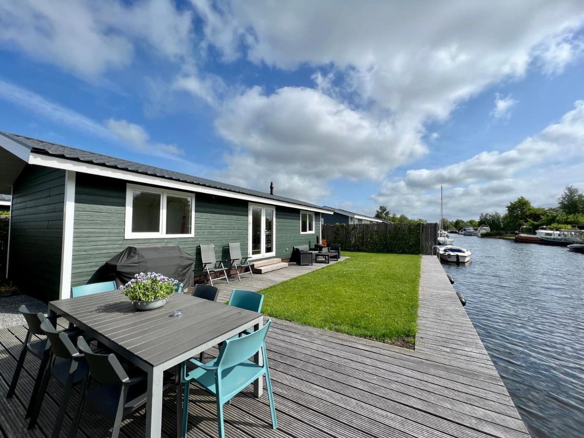 New - The Surf Shack - On A Lake Near Amsterdam! Vinkeveen Exterior foto